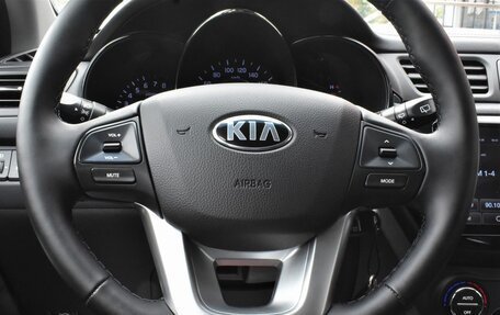KIA Rio III рестайлинг, 2015 год, 1 049 000 рублей, 18 фотография