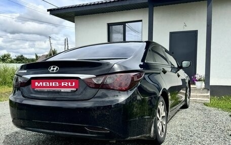 Hyundai Sonata VI, 2011 год, 1 000 000 рублей, 3 фотография