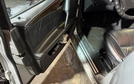 Mercedes-Benz E-Класс, 1999 год, 360 000 рублей, 13 фотография