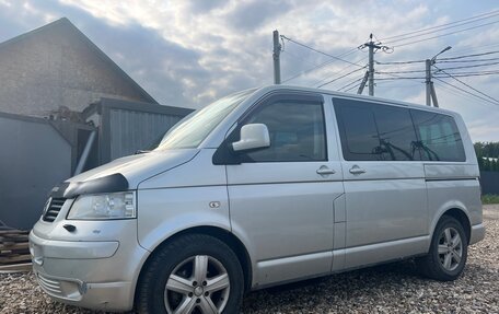 Volkswagen Multivan T5, 2009 год, 1 550 000 рублей, 2 фотография