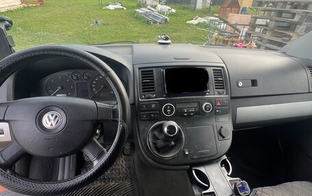 Volkswagen Multivan T5, 2009 год, 1 550 000 рублей, 11 фотография