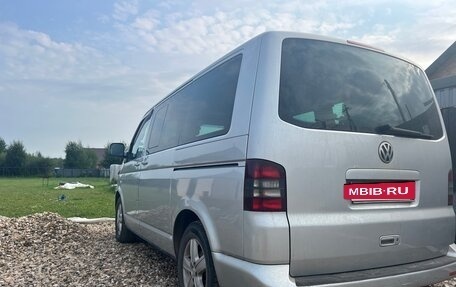 Volkswagen Multivan T5, 2009 год, 1 550 000 рублей, 5 фотография