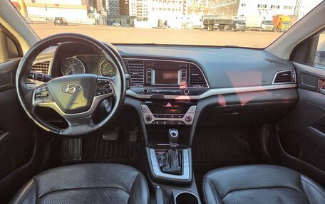 Hyundai Elantra VI рестайлинг, 2016 год, 1 450 000 рублей, 9 фотография