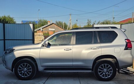 Toyota Land Cruiser Prado 150 рестайлинг 2, 2018 год, 4 450 000 рублей, 4 фотография