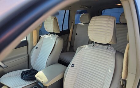 Toyota Land Cruiser Prado 150 рестайлинг 2, 2018 год, 4 450 000 рублей, 16 фотография