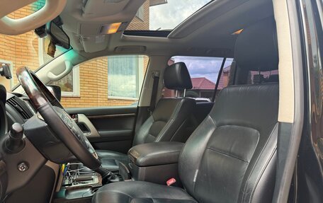Toyota Land Cruiser 200, 2011 год, 4 300 000 рублей, 10 фотография
