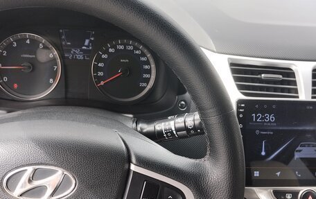 Hyundai Solaris II рестайлинг, 2013 год, 530 000 рублей, 5 фотография