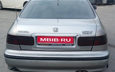 Honda Accord VII рестайлинг, 1997 год, 300 000 рублей, 7 фотография
