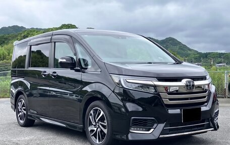 Honda Stepwgn IV, 2020 год, 1 970 000 рублей, 2 фотография