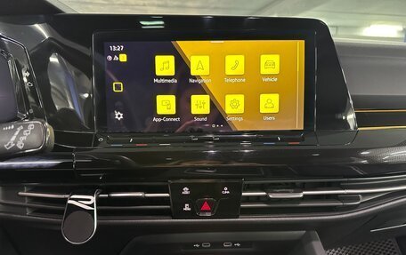 Volkswagen Golf VIII, 2021 год, 2 099 000 рублей, 12 фотография