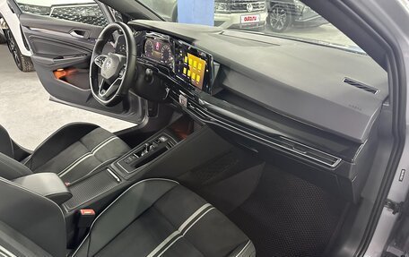 Volkswagen Golf VIII, 2021 год, 2 099 000 рублей, 16 фотография