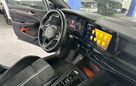 Volkswagen Golf VIII, 2021 год, 2 099 000 рублей, 15 фотография