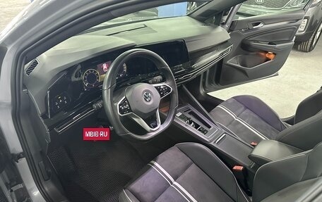 Volkswagen Golf VIII, 2021 год, 2 099 000 рублей, 10 фотография