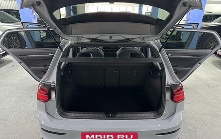 Volkswagen Golf VIII, 2021 год, 2 099 000 рублей, 22 фотография
