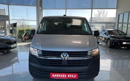 Volkswagen Transporter T6 рестайлинг, 2022 год, 3 650 800 рублей, 2 фотография