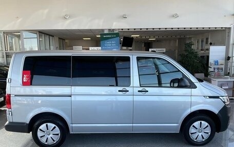Volkswagen Transporter T6 рестайлинг, 2022 год, 3 650 800 рублей, 4 фотография