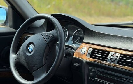 BMW 3 серия, 2006 год, 800 000 рублей, 3 фотография