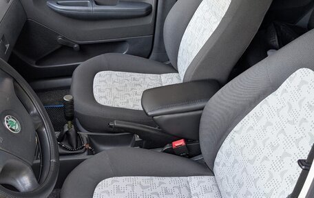 Skoda Fabia I, 2004 год, 300 000 рублей, 6 фотография