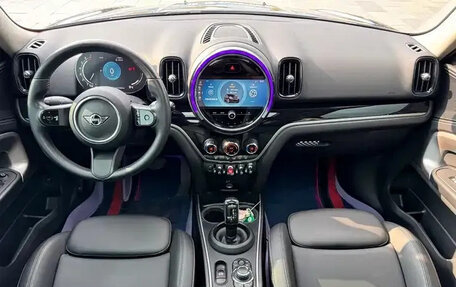 MINI Countryman II (F60), 2021 год, 1 900 000 рублей, 13 фотография