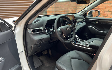 Toyota Highlander, 2021 год, 7 100 000 рублей, 6 фотография
