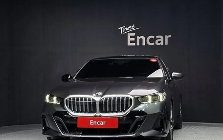 BMW 5 серия, 2026 год, 9 330 000 рублей, 3 фотография