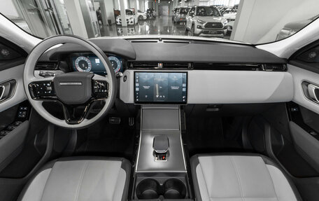 Land Rover Range Rover Velar I, 2024 год, 7 850 000 рублей, 8 фотография