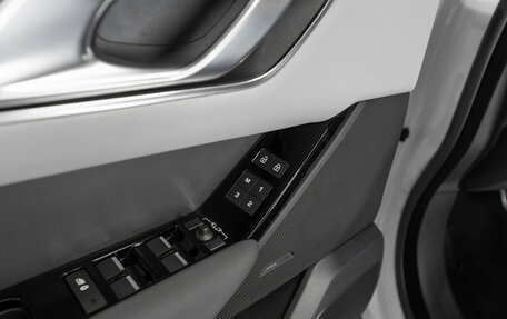 Land Rover Range Rover Velar I, 2024 год, 7 850 000 рублей, 16 фотография