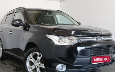 Mitsubishi Outlander III рестайлинг 3, 2013 год, 1 399 000 рублей, 1 фотография
