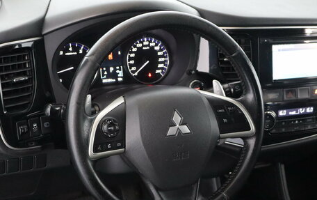 Mitsubishi Outlander III рестайлинг 3, 2013 год, 1 399 000 рублей, 8 фотография