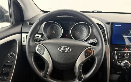 Hyundai i30 II рестайлинг, 2012 год, 715 000 рублей, 11 фотография