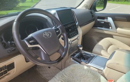 Toyota Land Cruiser 200, 2019 год, 6 950 000 рублей, 8 фотография
