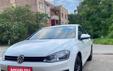 Volkswagen Golf VII, 2014 год, 1 300 000 рублей, 2 фотография