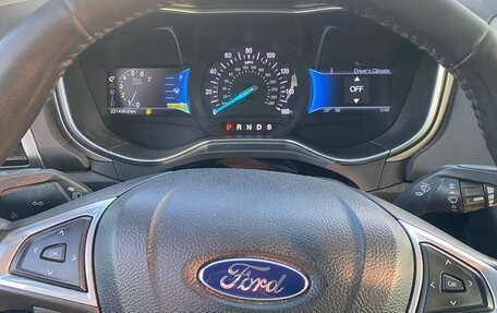 Ford Fusion (North America) II, 2013 год, 910 000 рублей, 11 фотография