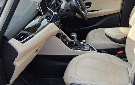 BMW 2 серия Grand Tourer F46 рестайлинг, 2017 год, 2 500 000 рублей, 5 фотография