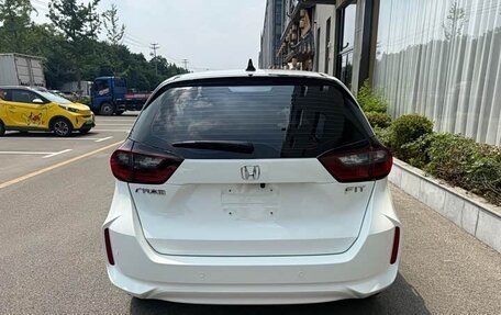 Honda Fit, 2022 год, 1 130 000 рублей, 8 фотография