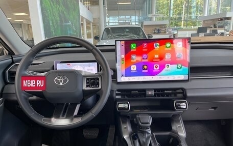 Toyota RAV4, 2026 год, 4 420 000 рублей, 17 фотография