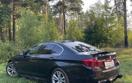 BMW 5 серия, 2015 год, 1 300 000 рублей, 4 фотография