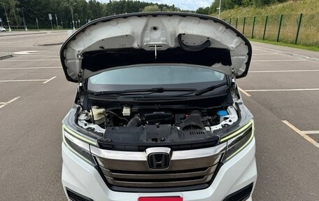 Honda Stepwgn IV, 2017 год, 2 000 000 рублей, 8 фотография