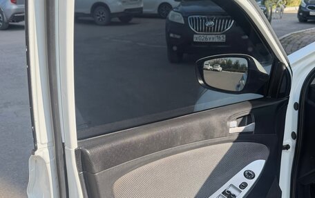 Hyundai Solaris II рестайлинг, 2012 год, 700 000 рублей, 6 фотография