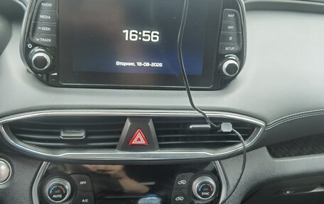 Hyundai Santa Fe IV, 2019 год, 3 500 000 рублей, 14 фотография