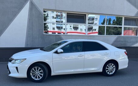 Toyota Camry, 2016 год, 2 100 000 рублей, 2 фотография