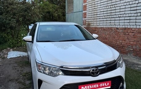 Toyota Camry, 2016 год, 2 100 000 рублей, 13 фотография