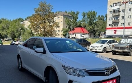 Toyota Camry, 2016 год, 2 100 000 рублей, 3 фотография