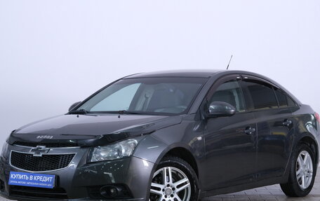 Chevrolet Cruze II, 2010 год, 669 000 рублей, 4 фотография