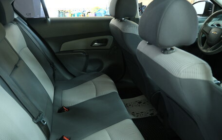 Chevrolet Cruze II, 2010 год, 669 000 рублей, 19 фотография
