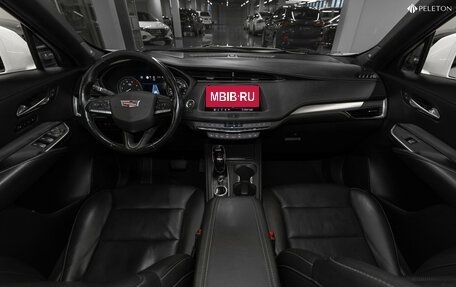 Cadillac XT4 I, 2020 год, 2 660 000 рублей, 8 фотография