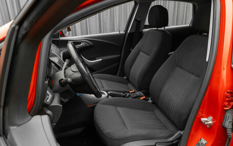 Opel Astra J, 2011 год, 660 000 рублей, 11 фотография