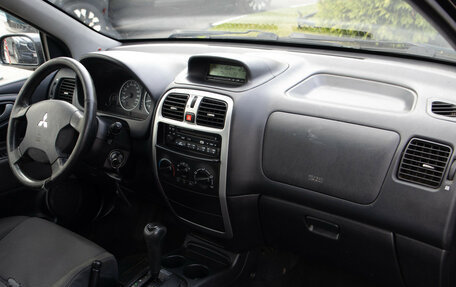 Mitsubishi Space Star I рестайлинг, 2004 год, 318 000 рублей, 6 фотография