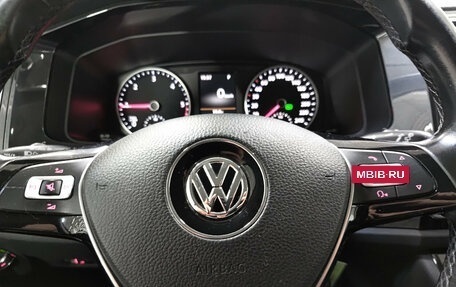 Volkswagen Multivan T6 рестайлинг, 2016 год, 4 450 000 рублей, 24 фотография