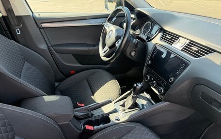 Skoda Octavia, 2018 год, 1 850 000 рублей, 9 фотография